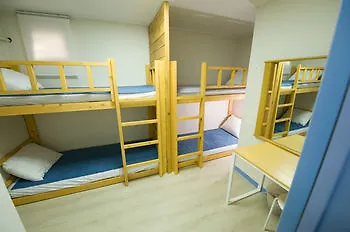 Hostel Lazy Fox Den